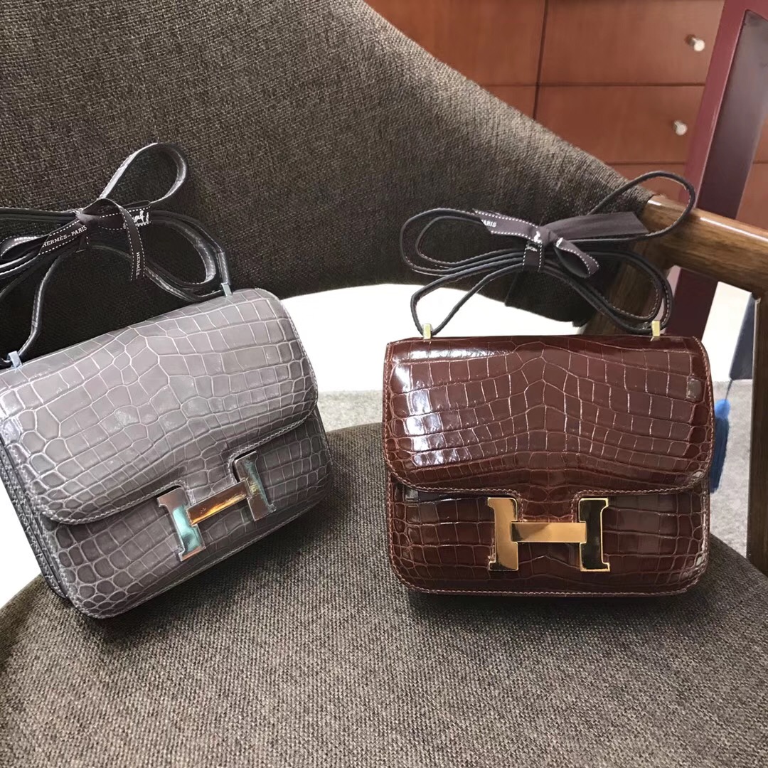 怎么看是不是真皮包,包包怎样看是真皮还是皮革