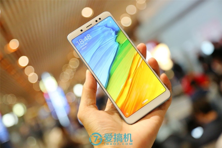 钦定国产最强千元神机！红米Note5首发上手体验：完全OK！