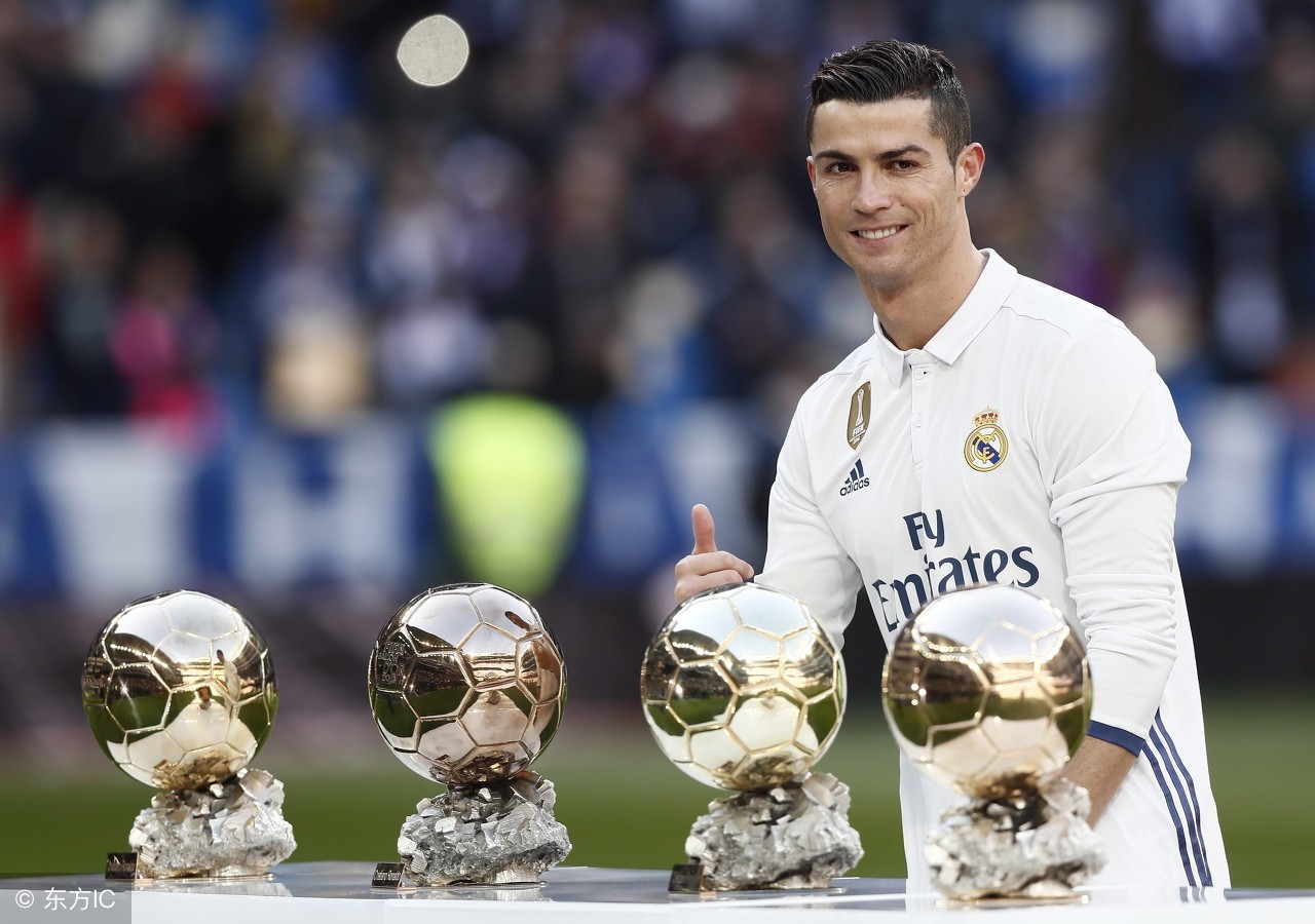 著名的22号足球明星,西班牙著名足球明星