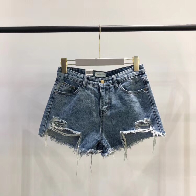 广州十三行新款推荐：春风十里，让我们穿的美美的去赏花吧！