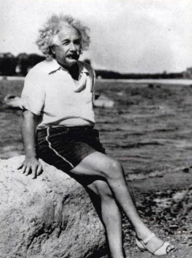 站着的霍金,站着的霍金的照片