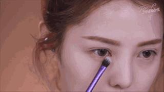 韩国林允妆容教学,裴秀智眼妆画法