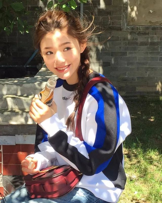 韩国林允妆容教学,裴秀智眼妆画法