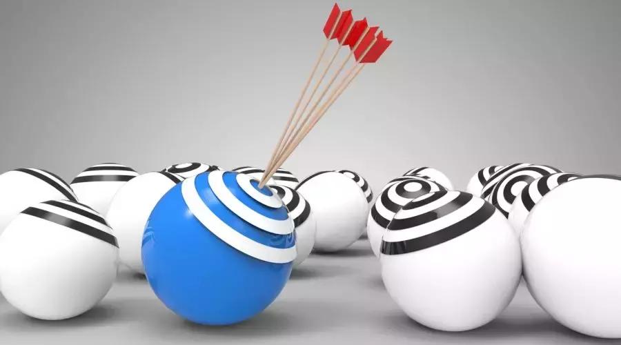 套路往往得人心的上句,套路容易得人心