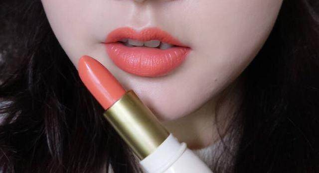 番茄色口红和西柚色口红,适合秋冬的橘色系大牌口红推荐