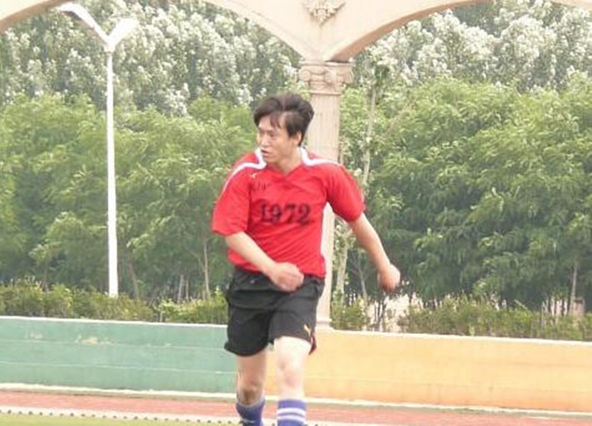 曾经最年轻国脚再入国家队,前国脚退役40岁告别职业赛场