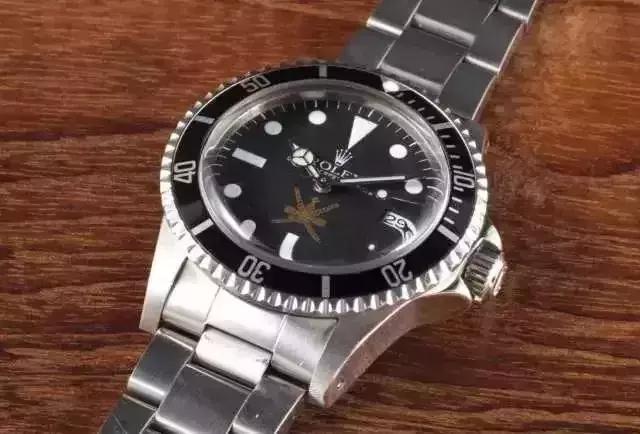 卡地亚皮表带扣不住了,卡地亚表带坏了