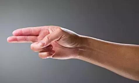 我的老师上课会喷水，你知道吗？