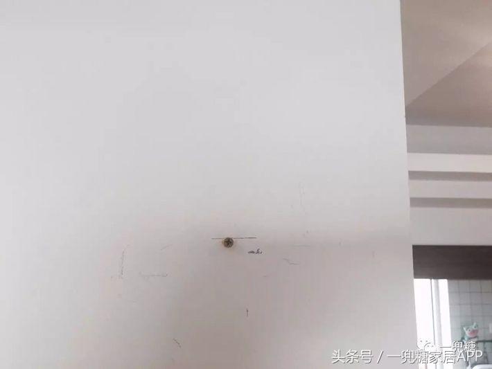 墙里的洞怎么补原来方法这么简单,墙上的大洞修补最简单方法