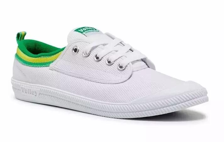 澳洲的国宝级小白鞋，明星、超模人手一双