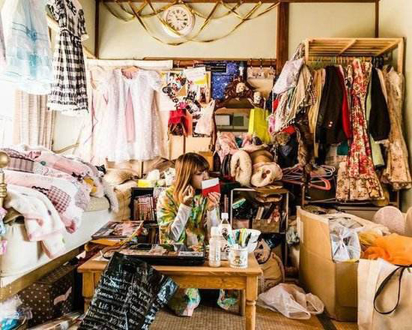 内衣里出现了虫子,内裤上突然发现有虫子