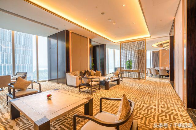 在广州琶洲，邂逅一方温柔天地