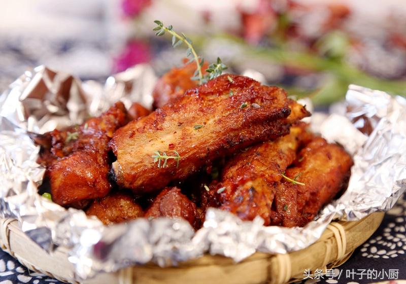 煮排骨肉嫩不发柴的方法,炖出的排骨肉又老又柴怎么解决