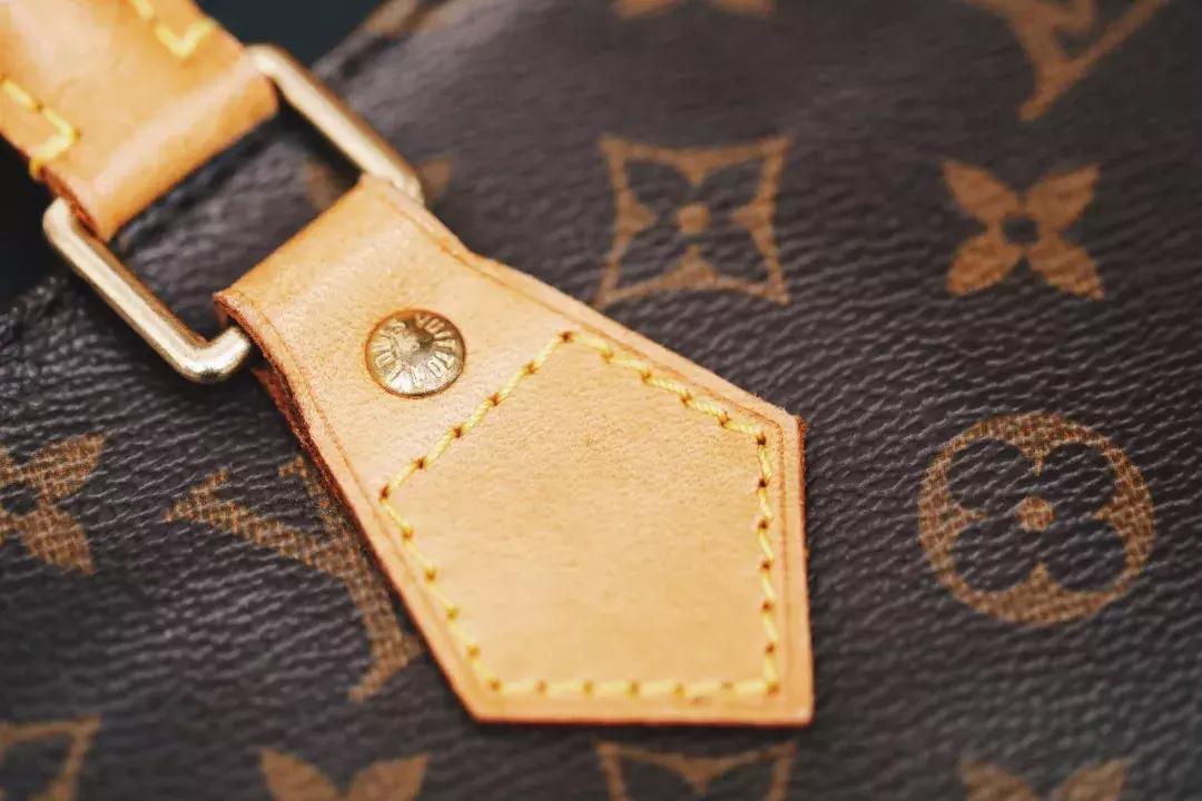 loewe包与celine包哪个更好,200元怎样能淘到好手机