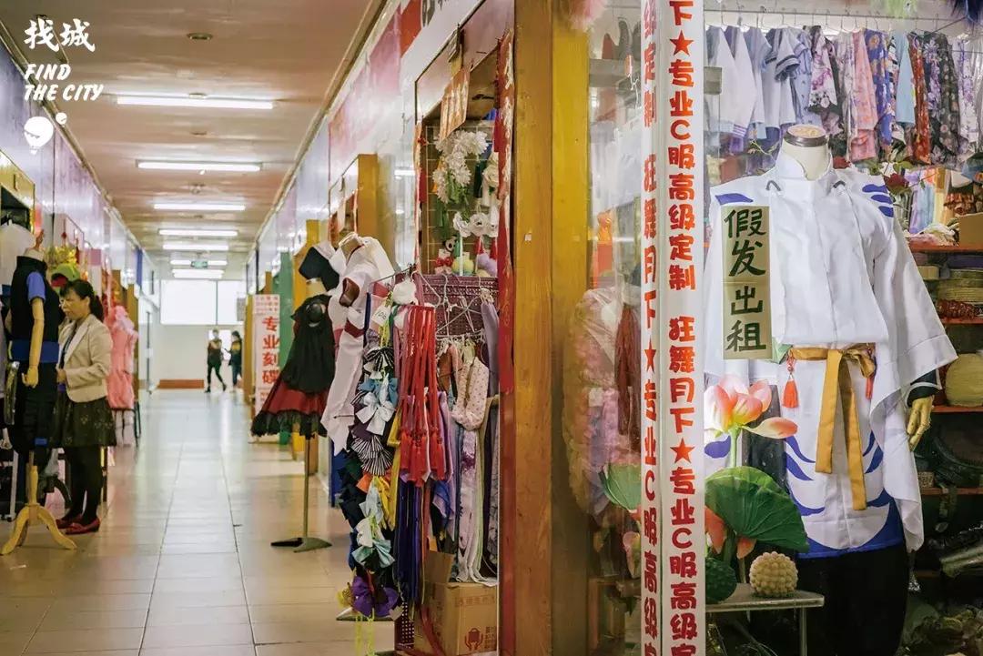 课堂之外，曾经的“坏孩子”们究竟跑哪去了？