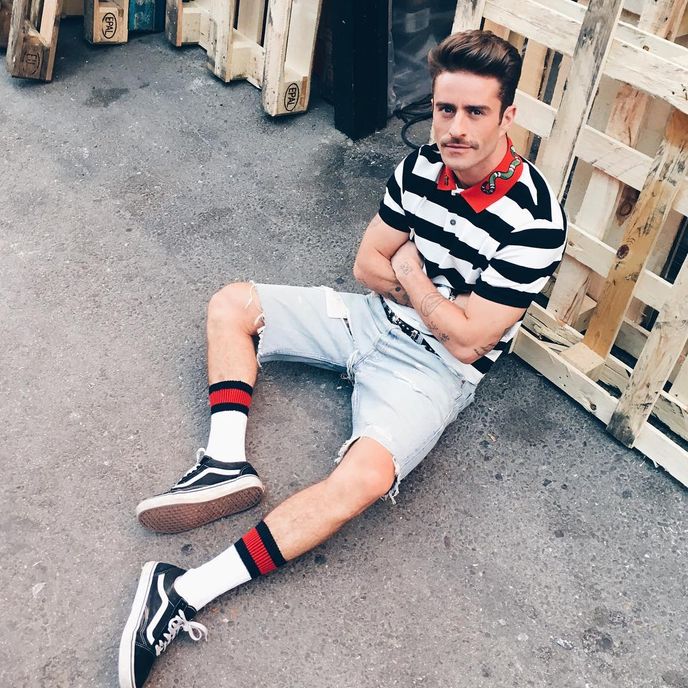 高筒袜潮流穿搭,白袜穿搭男