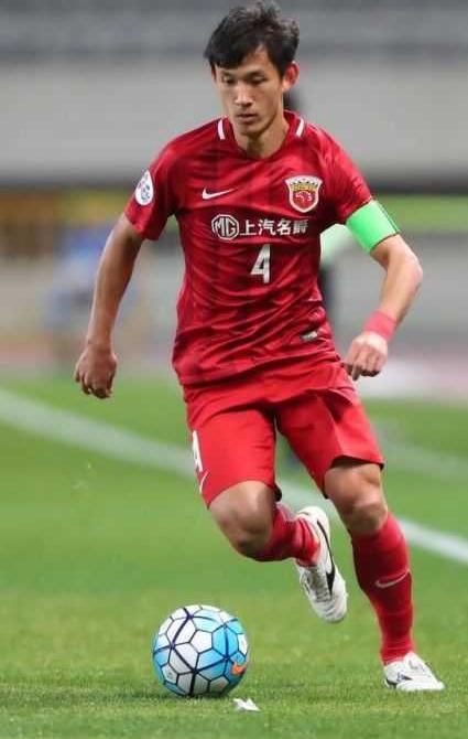 国足0比6惨败的原因,国足1比5郜林