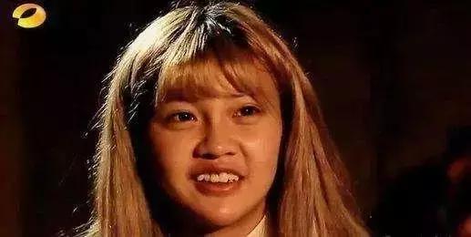 韩安冉变美记,21岁韩安冉整容变化