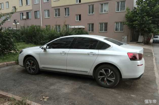 雪铁龙c5真实车主感受,花17万入手雪铁龙c5