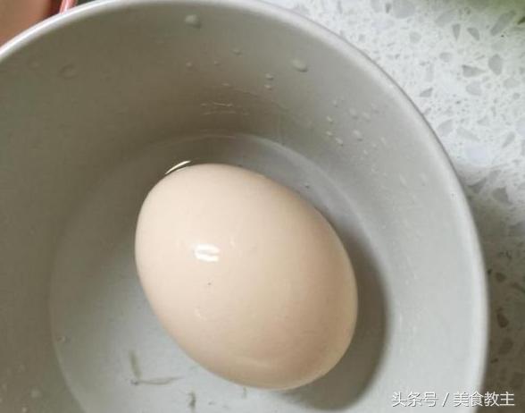 咸鸡蛋怎么腌制比较好吃,如何腌制咸鸡蛋最好吃