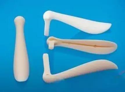 选哪种硅胶隆鼻既经济又实惠,现在都用什么形状的硅胶隆鼻