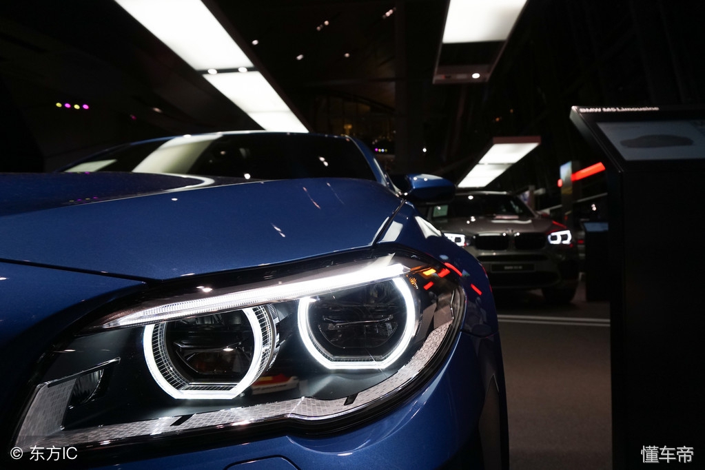 奥迪a4氙气大灯升级led灯泡利弊,led灯和氙气大灯的优缺点