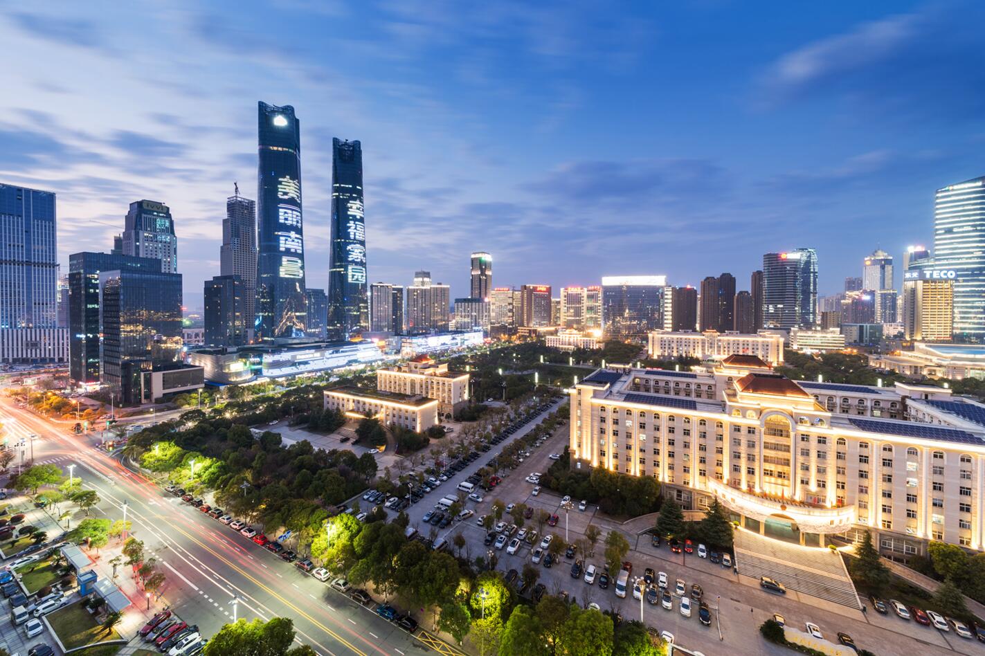 单反拍出来照片不通透发暗,单反逆光拍摄为什么发灰