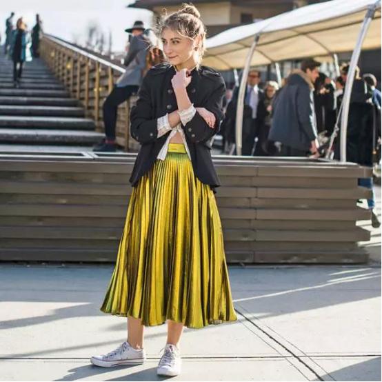 舒适又百搭的帆布鞋怎么穿都好看,帆布鞋时尚又百搭上脚特别好看