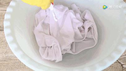 小白鞋泛黄别扔了超好用的办法,小白鞋发黄怎么办不用小苏打