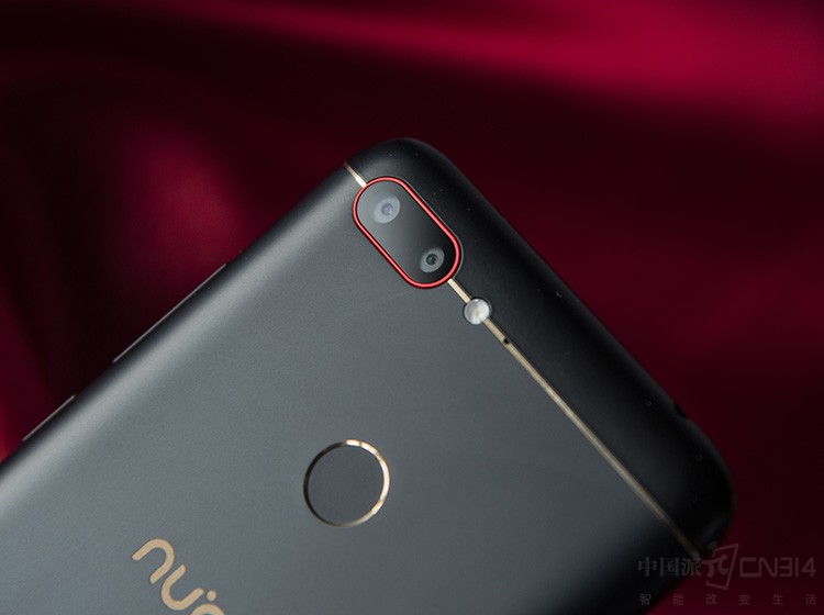 努比亚30w双口氮化镓快充测评,努比亚全面屏手机测评