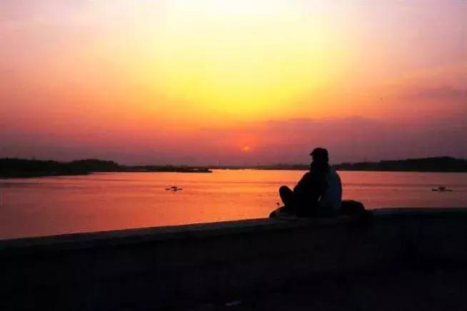 撕心裂肺伤感情歌单曲,撕心裂肺的伤感情歌单曲完整