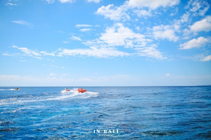蓝梦岛海上浮台浮潜,蓝梦岛香蕉船滑水道浮潜视频