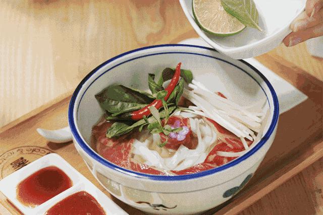 放弃法国巨额财产的法籍华裔回到上海，只为追求做出美食的梦想！