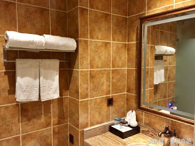 成都机场住宿哪里比较热闹,成都机场附近住宿推荐哪家