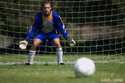 足球和女人你选哪个,足球和女友二选一