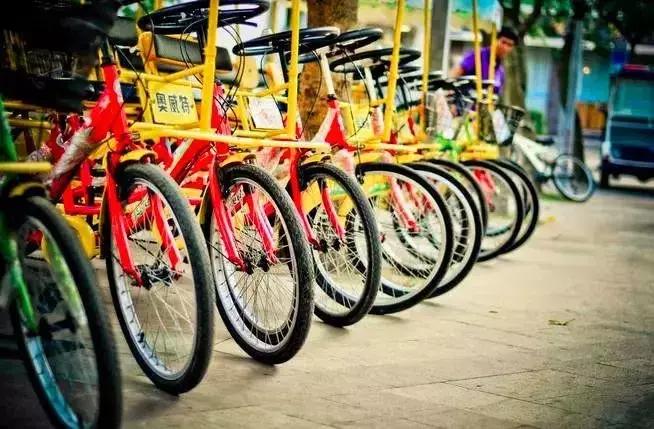 清明小长假去哪玩？国内美到炸的9条旅行线！我去第6条，你呢？