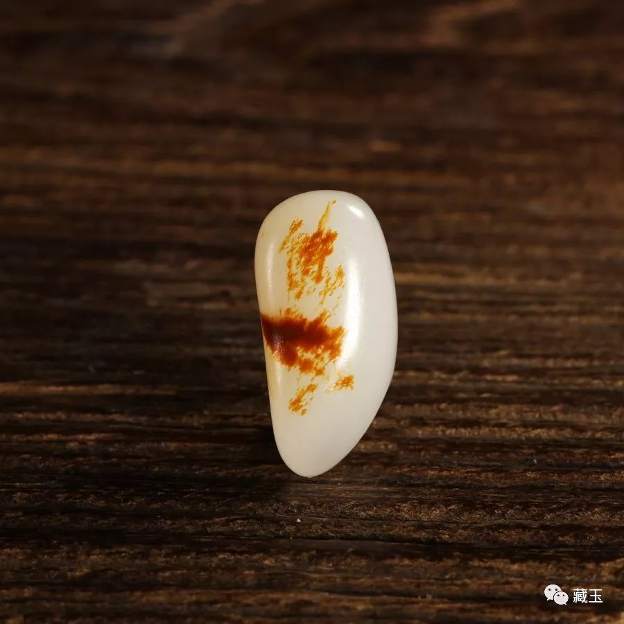 一个是60一颗,一个是10000一克……