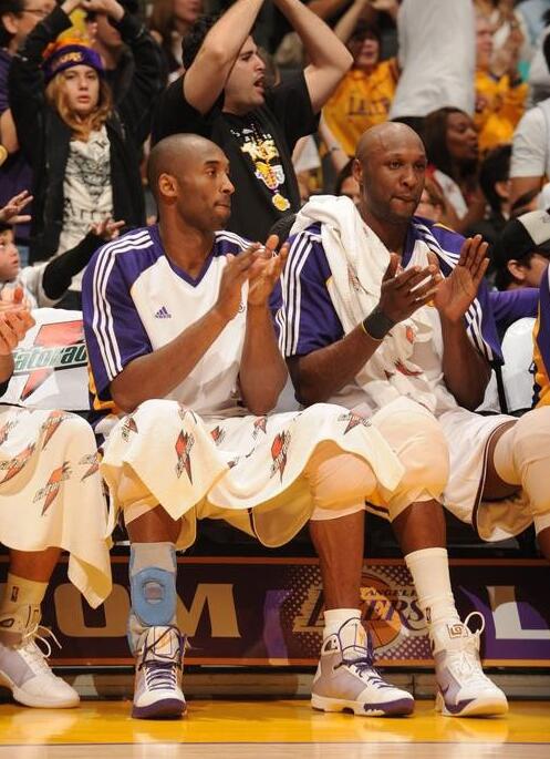 回忆篇从青涩到成熟记忆里的黑曼巴 ----科比战靴系列