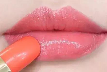 显白口红大牌口红红棕,2021最火口红排名显白防水口红