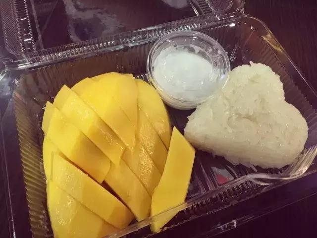 刷我滴卡泰国原版,在泰国必吃的十大美食价格