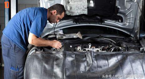 35岁改行修挖机有前途吗,从事挖机维修到底有没有前途