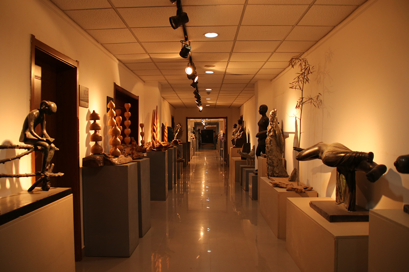 听说雕塑专业的学生还要学习金属焊接和3D建模?让郑大学子给你好好讲讲!