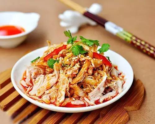 四川红油的正宗做法舌尖上的中国,正宗川菜传统红油的做法