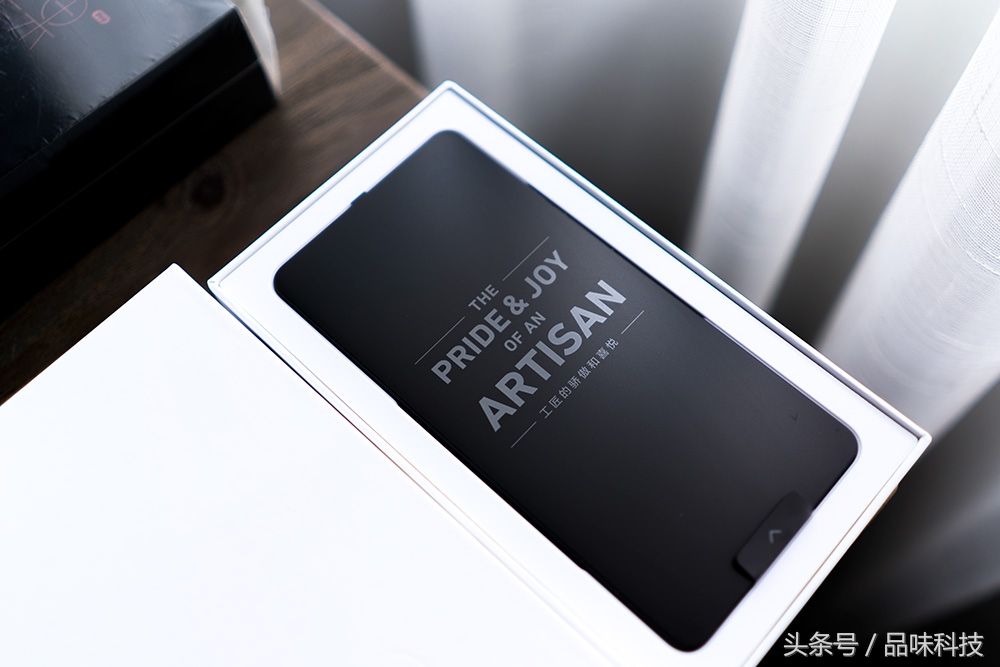 不吹不黑手机测评,如何评价锤子坚果pro2s