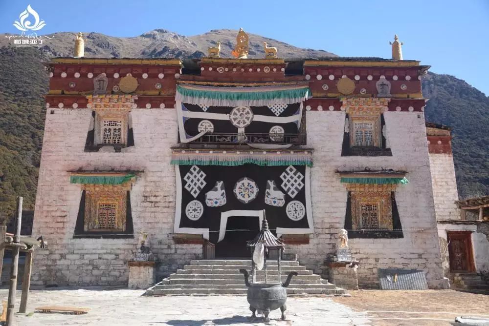 四月末去稻城亚丁怎么样,四月去了心心念念的稻城