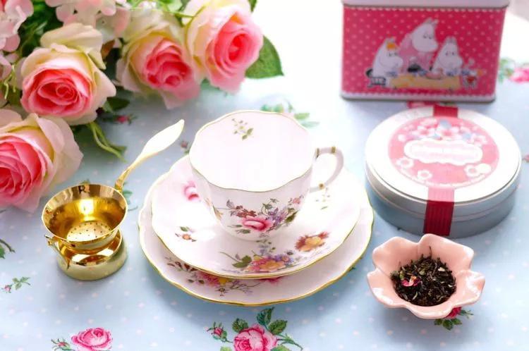 好看的樱花单品,这些少女心爆棚的樱花系美妆品