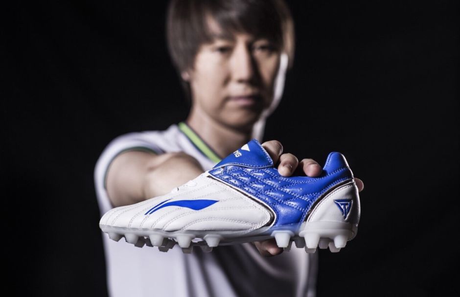 足球品牌推荐排行榜前十名,国货足球品牌