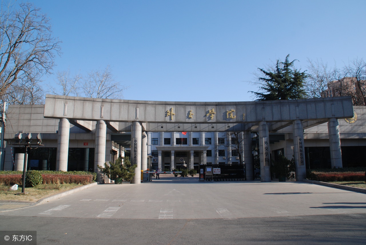 小女孩教写作文技巧,小学生写作写事情的技巧