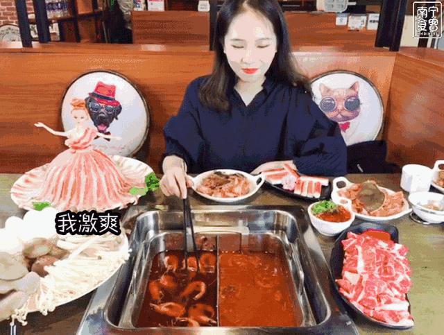 自助旋转火锅南宁,功能火锅南宁