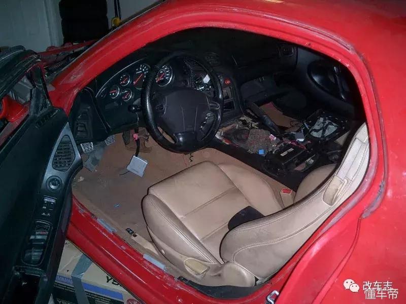 马自达rx-7爆改平民,马自达rx-7经历了几代